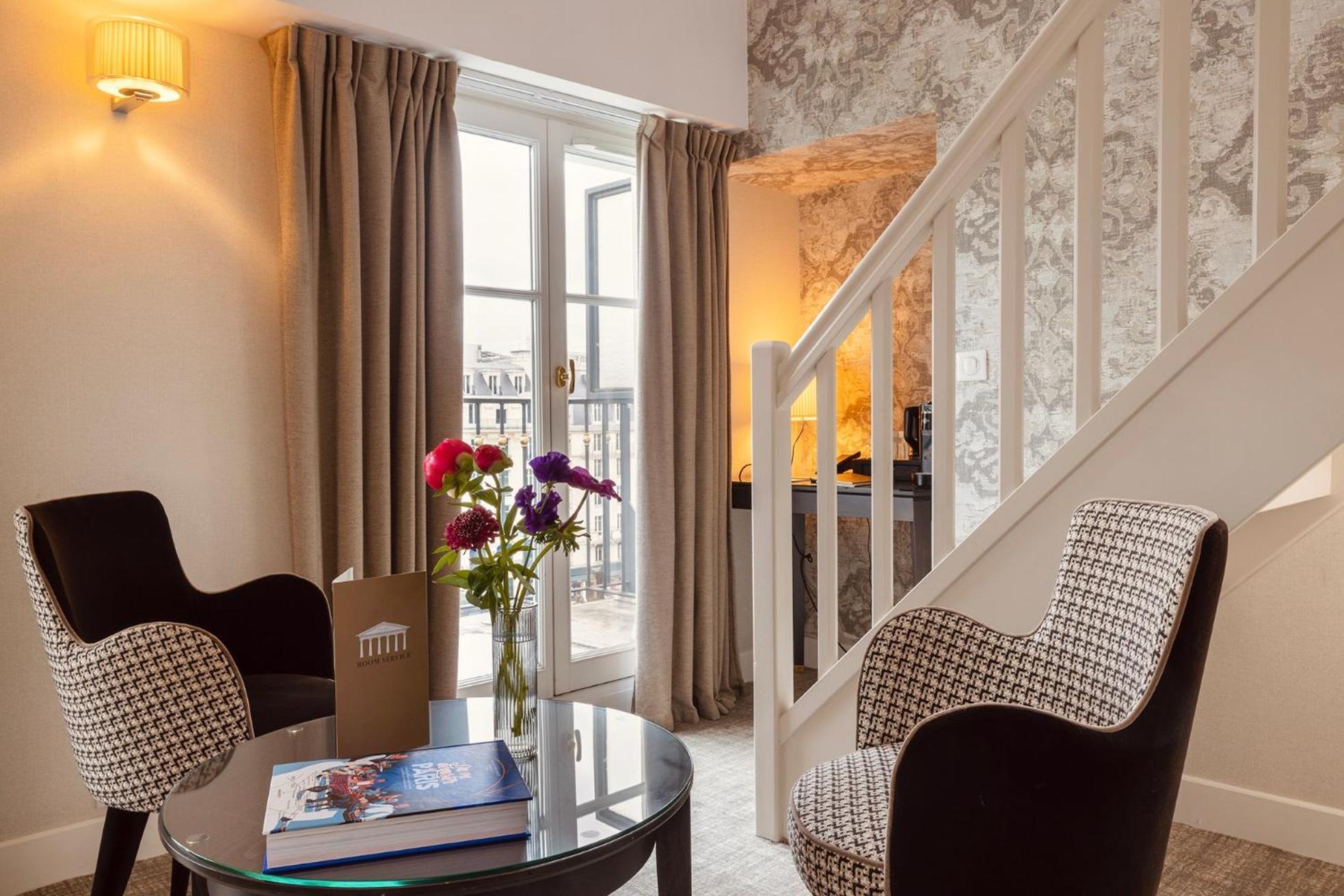 Madeleine Plaza Hotel 4*